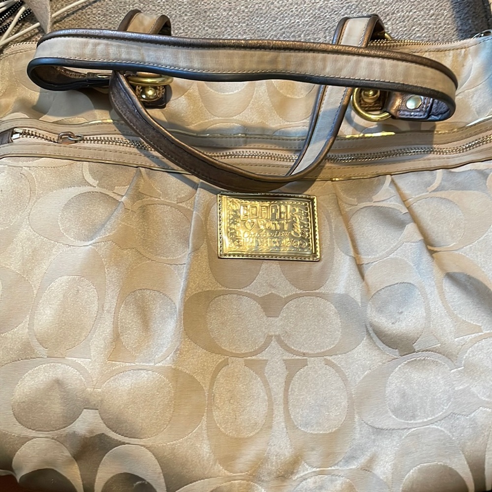 Coach purse